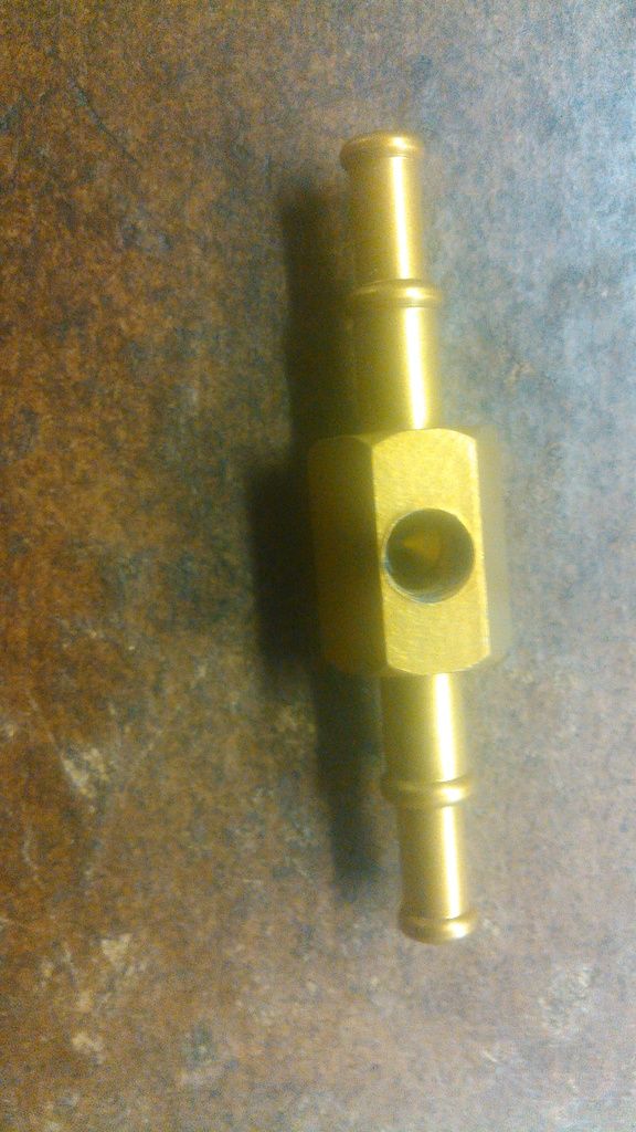 E36 fuel rail schrader valve right angle adapter?