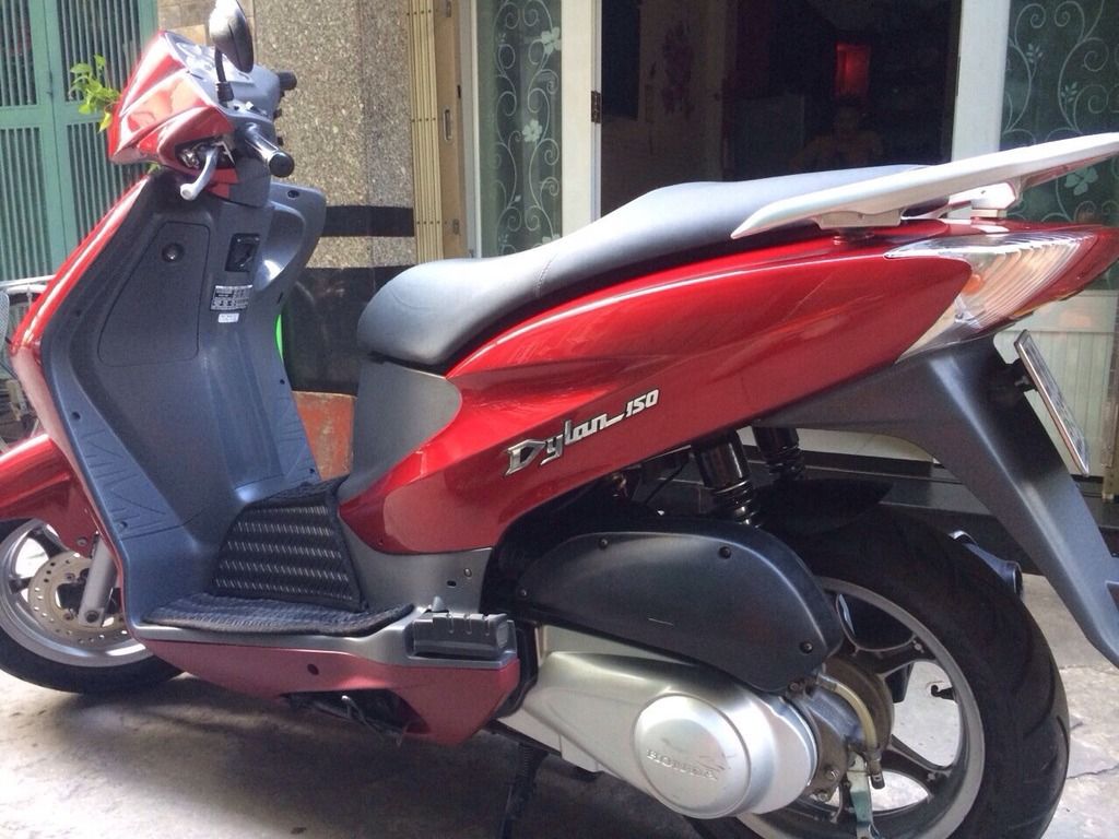 Dylan 150 đỏ 2004 nguyên zin chưa rớt đầu bao thầy thợ bán gấp ! - 2