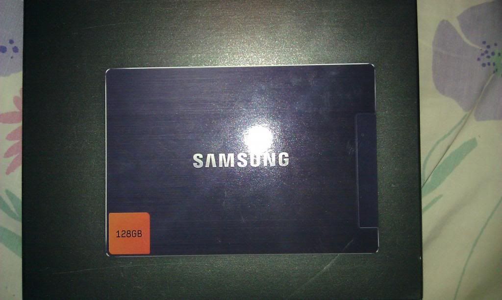 Samsung128GBSSD.jpg