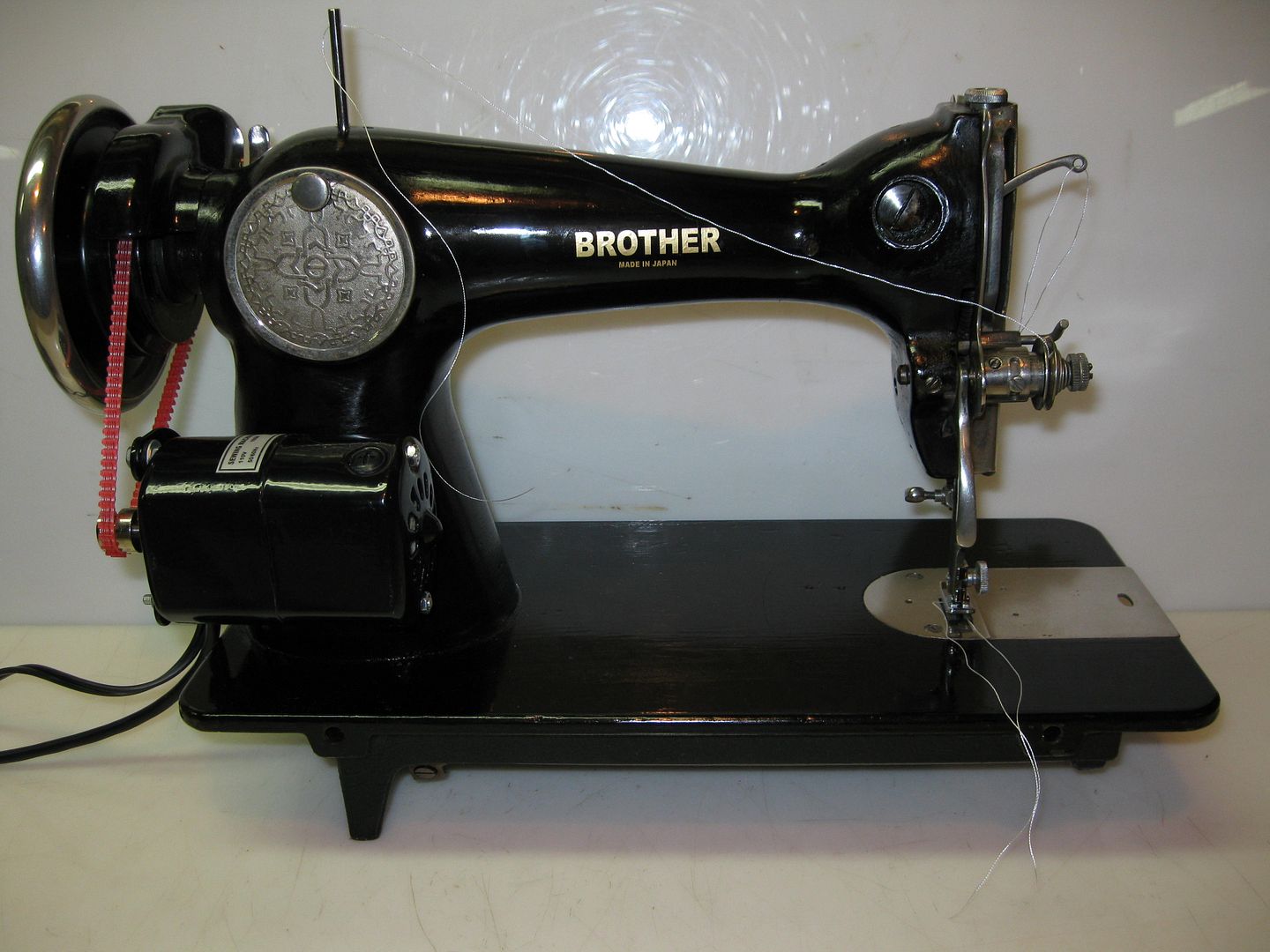 B15HD028-2.jpg