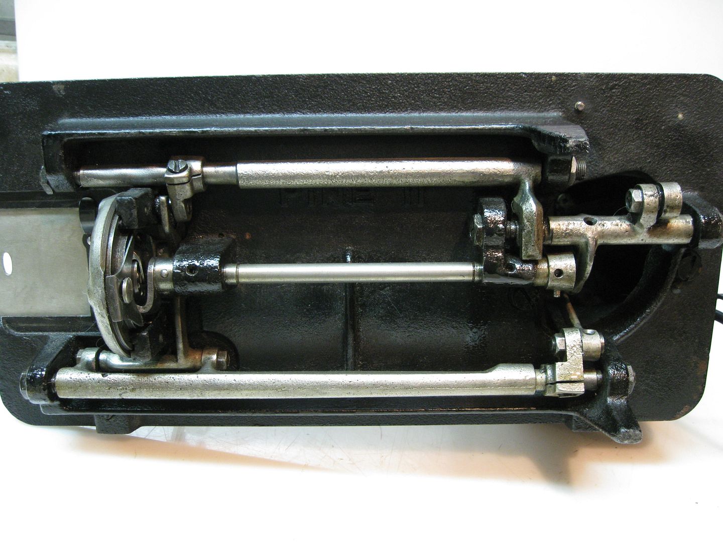 B15HD038-2.jpg