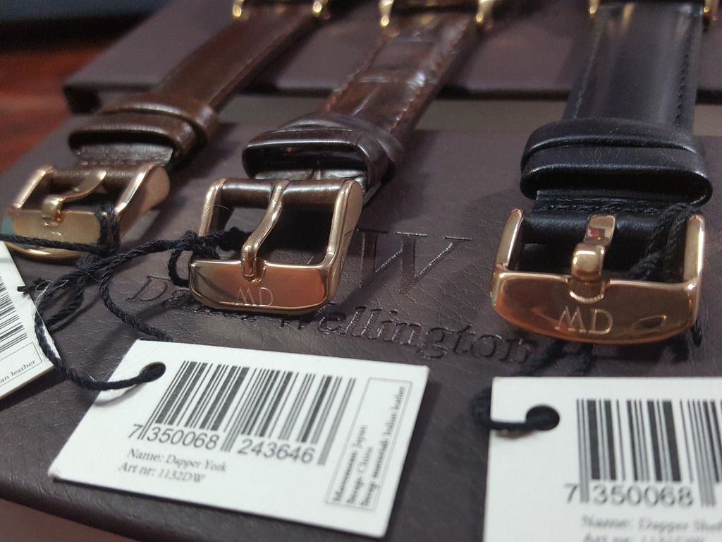 Bán đồng hồ nữ DW Dapper màu vàng hồng - 4